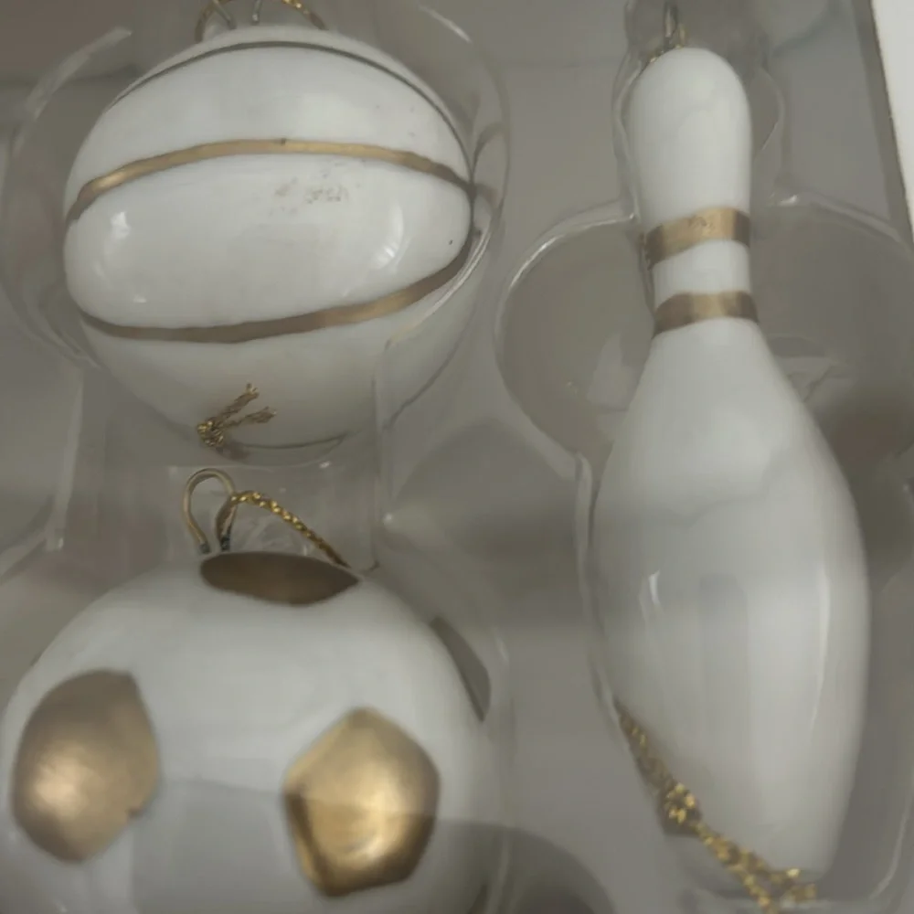WONDERSHOP AT TARGET SPORTS TREE ORNAMENTS SET OF 6 NWT